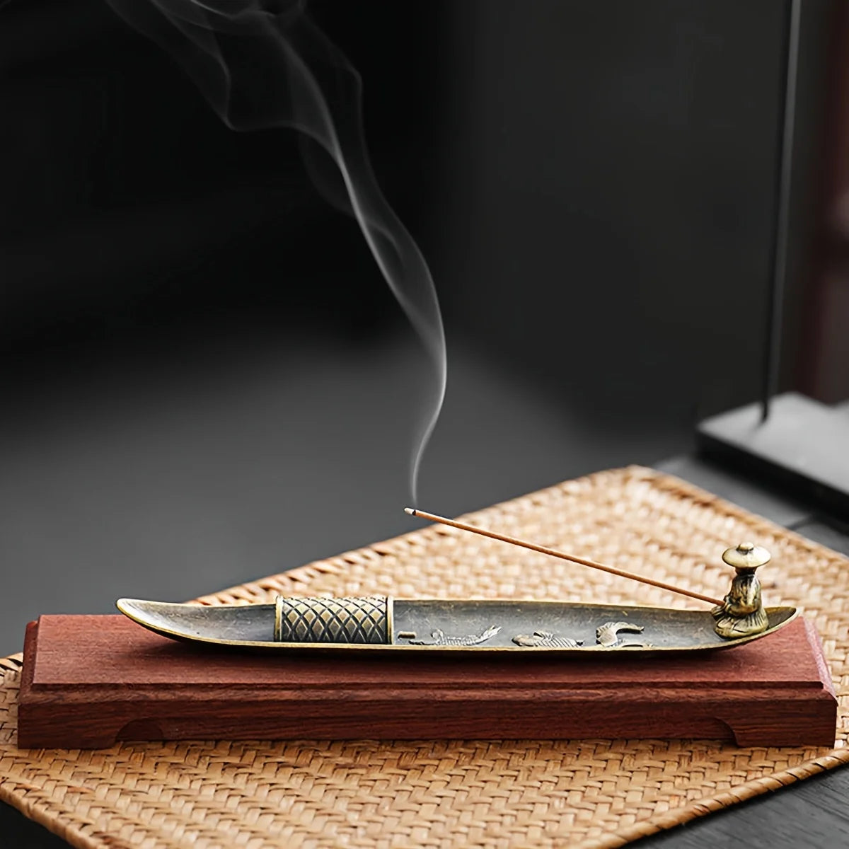 Japanese Incense Holder Boat – Handcrafted Aromatherapy Decor